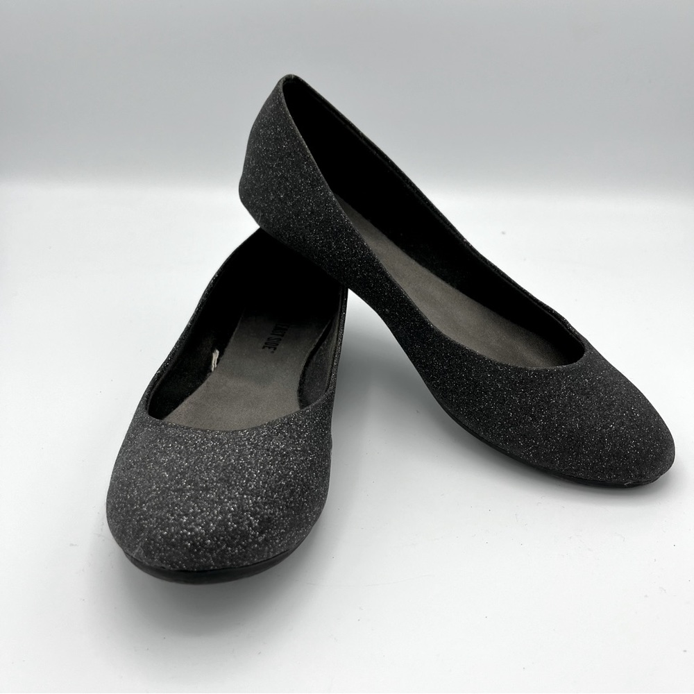 Women’s Black glittery Flats  sz 8